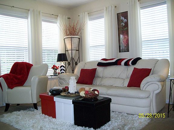 4th image of 101 Saint Barts Ct