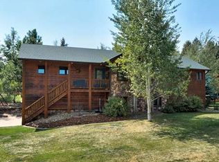 900 Osage Ln, Woodland Park, CO 80863