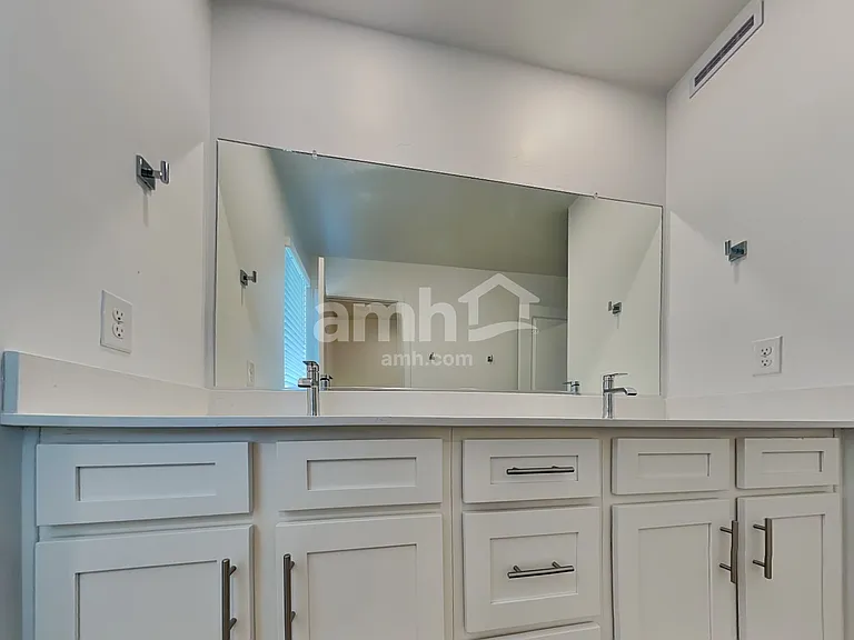 9555 E Harkes Dr — Photo 14