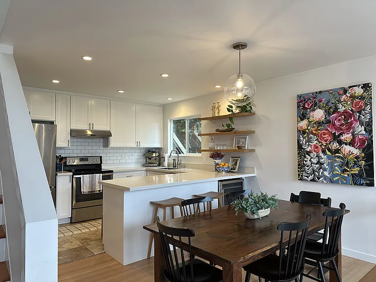 110 Morning Sun Ave — Photo 5