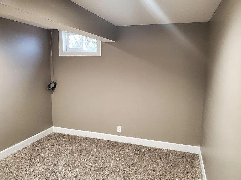 508 N Beadle St — Photo 36