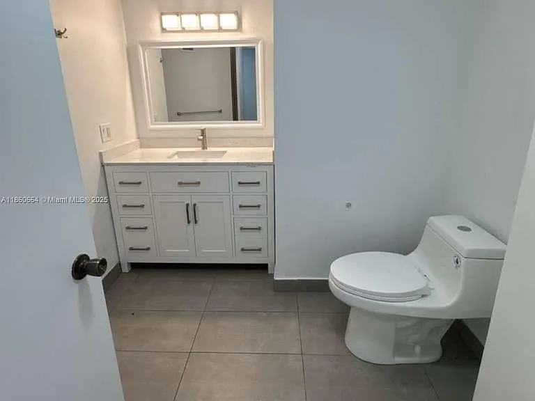 1301 NE Miami Gardens Dr #1625W — Photo 9