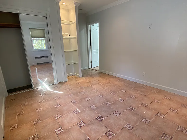 336 Scranton Ave #1 — Photo 42