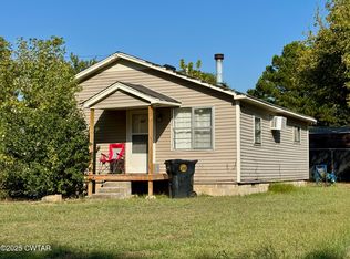 202 3rd Ave, Dyersburg, TN 38024