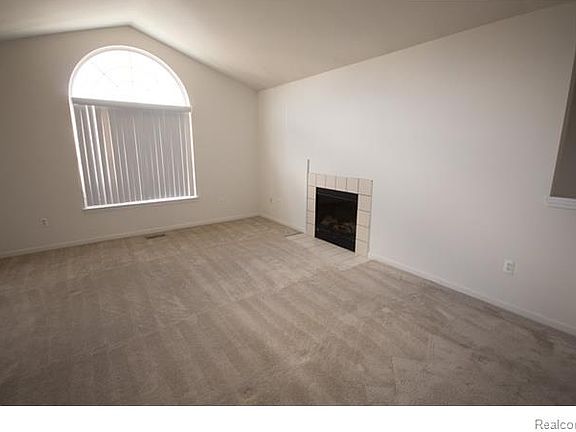 3rd image of 15231 Cornell Dr