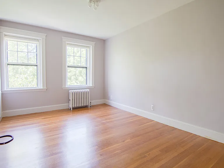 36 Linnaean St #12 — Photo 9