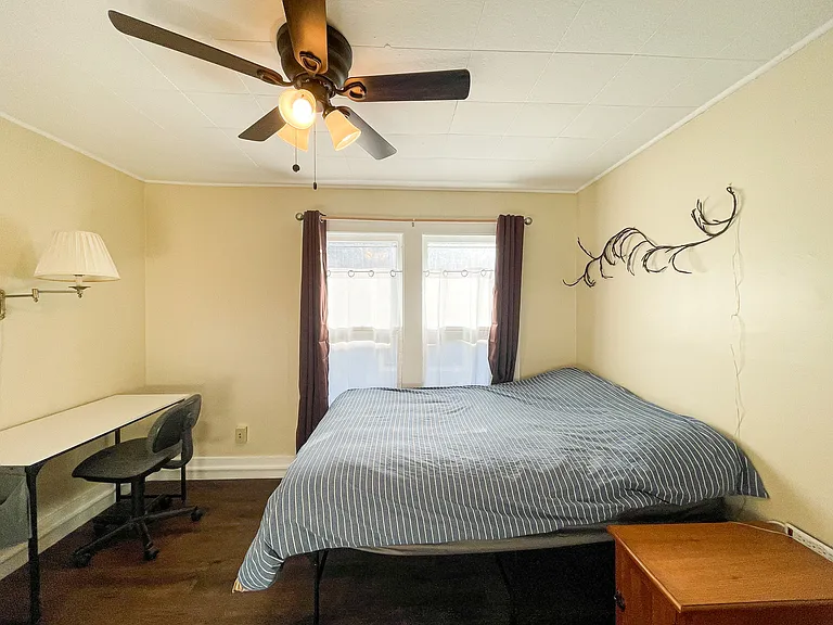 314 Farm Street — Photo 23