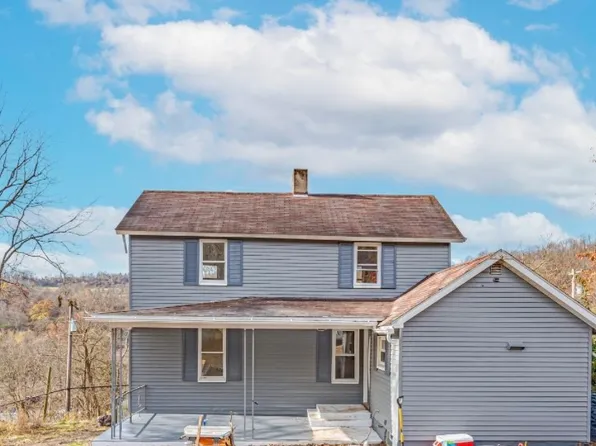 618 5th Ave, Sutersville, PA 15083