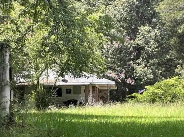 774 Kingston Rd, Natchez, MS 39120