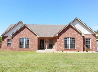 115 Fairview Ln, Ardmore, OK 73401
