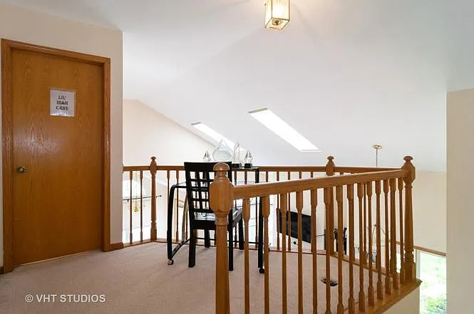 101 Thistle Ct — Photo 8
