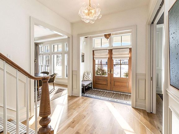 2nd image of 545 Wisconsin AVENUE