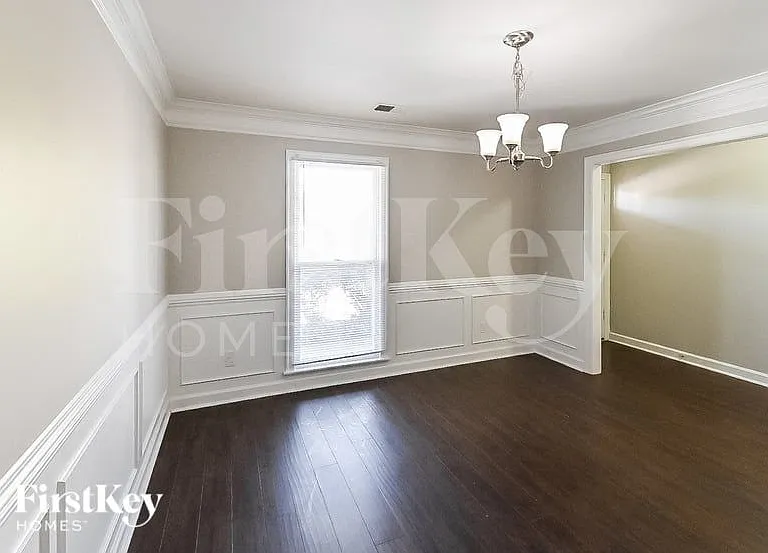 8690 Rivermill Cv — Photo 4