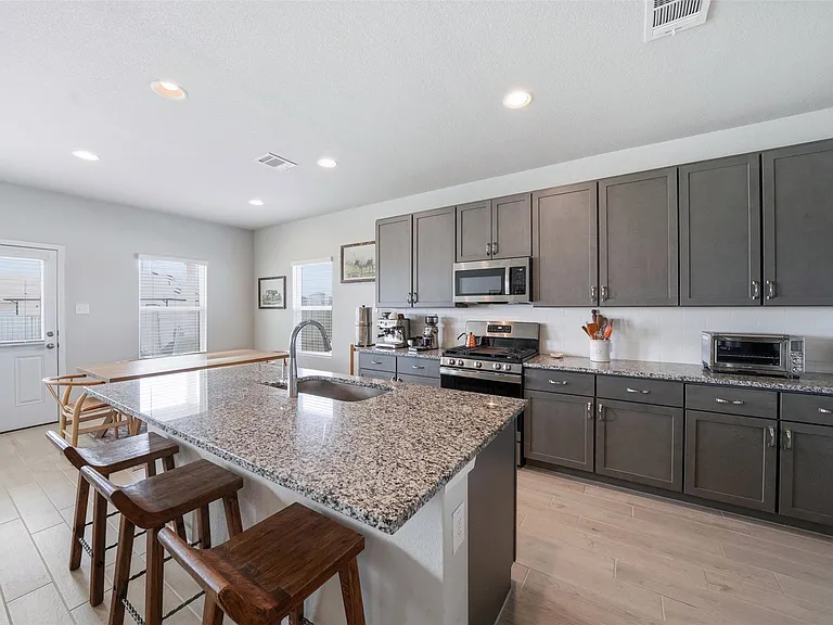641 Running Creek Dr — Photo 12