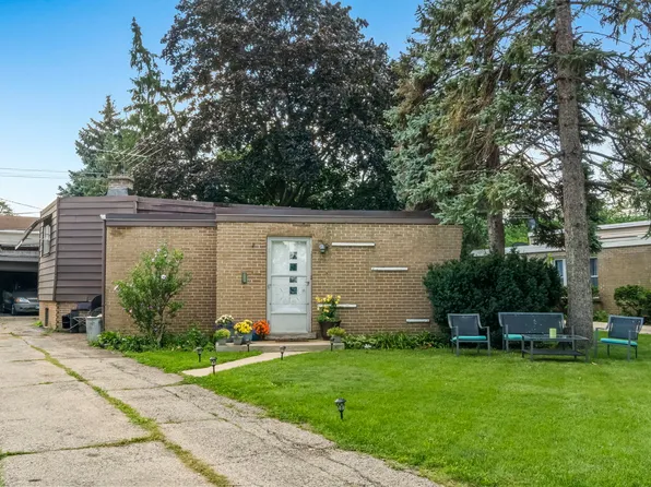 4446 N Jackson Blvd, Hillside, IL 60162