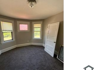 10302 North Blvd, Cleveland, OH 44108