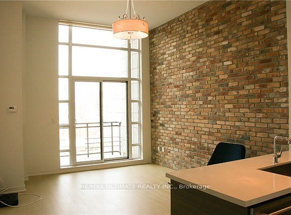 5th image of 88 Colgate Ave #Penthouse 01