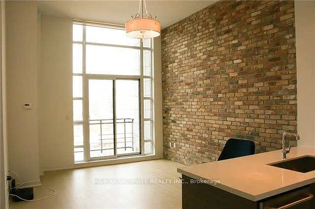 88 Colgate Ave #Penthouse 01 — Photo 5
