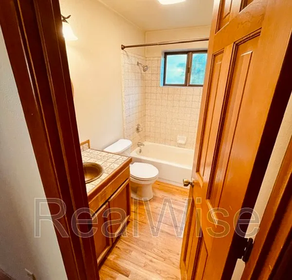 1711 Apache Dr — Photo 23