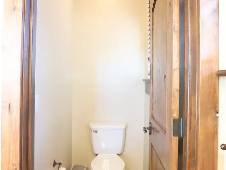 110 Lara Pl — Photo 9