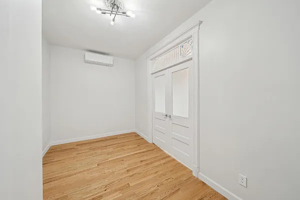 Rented by Modern Spaces | media 19