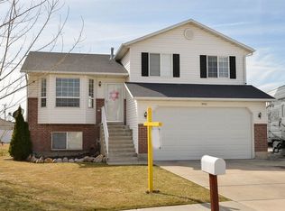 4251 W 5475 S, Roy, UT 84067