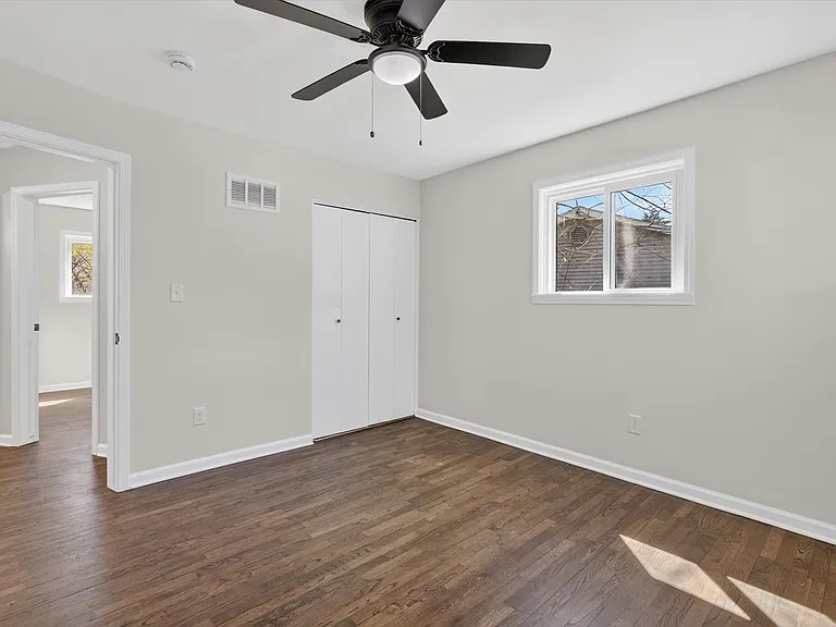 761 Elmwood Dr — Photo 13