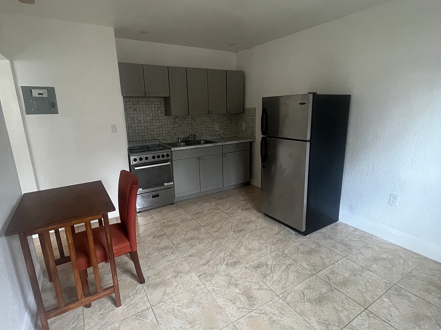 1 bed, $1,600 — Photo 4