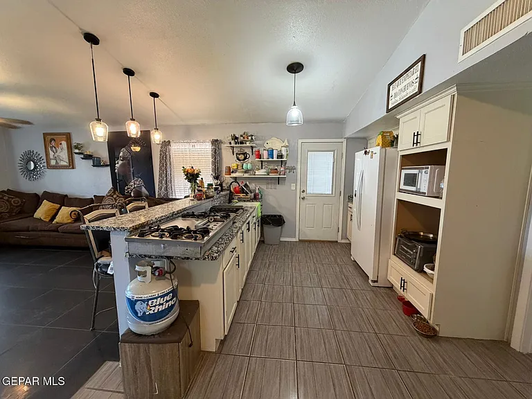 14624 Achim Dr — Photo 13