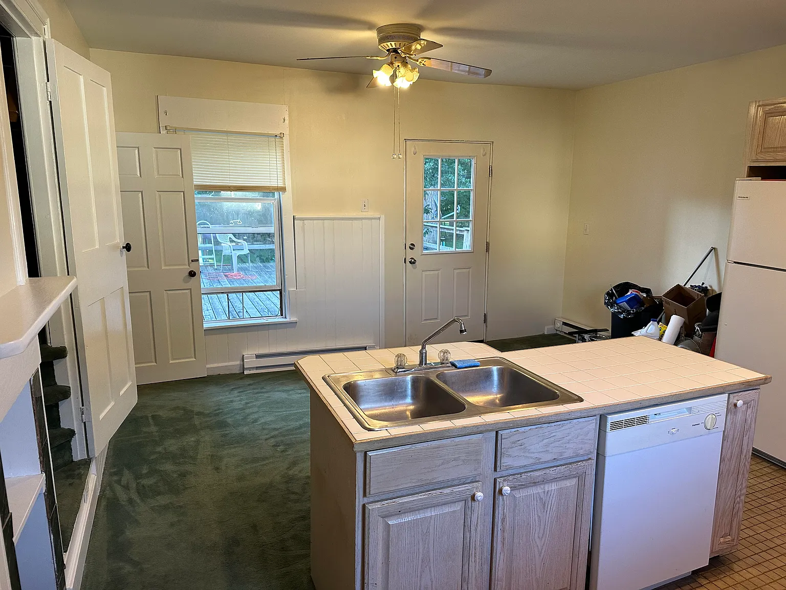 2 bed, 1.5 bath, 1500 sqft, $1,200 — Photo 2