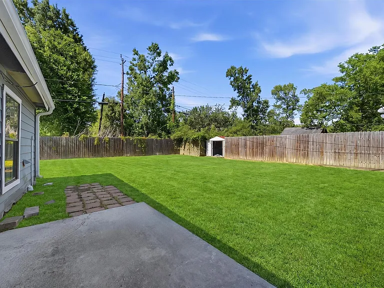 1727 Beckman Dr — Photo 22