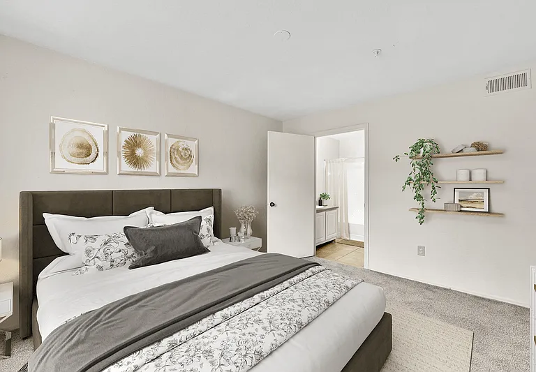 Metro Place Apartments — Photo 22