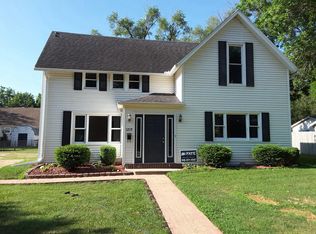 1215 Prairie St, Adel, IA 50003