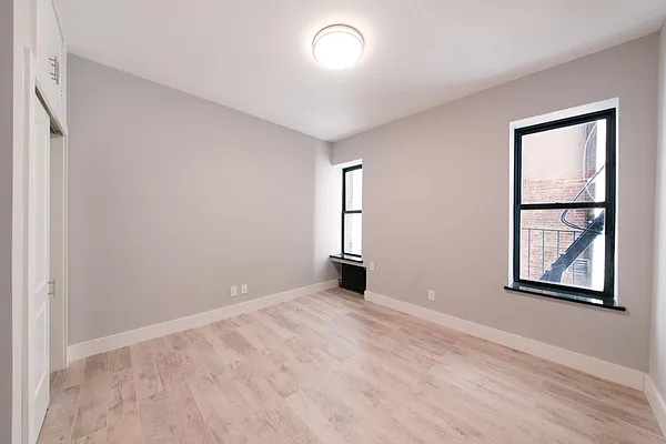 Rented by Living New York | media 8