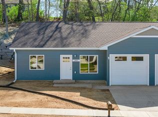 2444 Russell Ct, Reedsburg, WI 53959