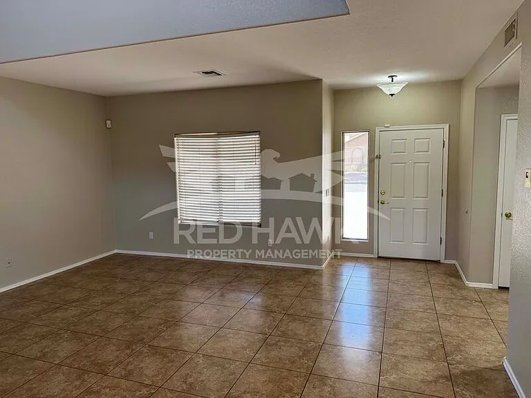 15512 W Marconi Ave — Photo 2