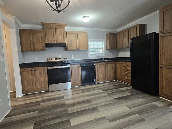 5th image of 120 Todd St #120