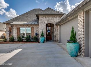 913 Waters Edge, Brandon, MS 39047