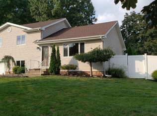 1400 Kent Pl, Linden, NJ 07036