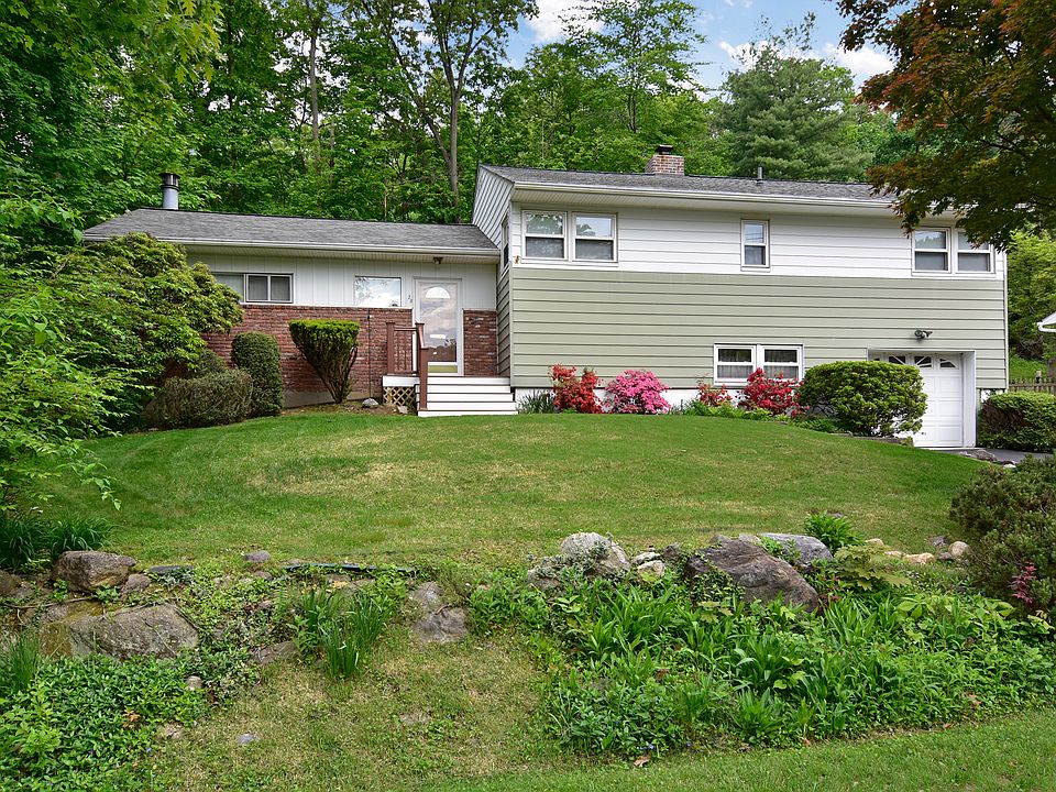 1st image of 28 Abington Ave