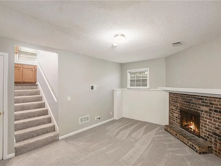 12820 S Blackfoot Dr — Photo 8