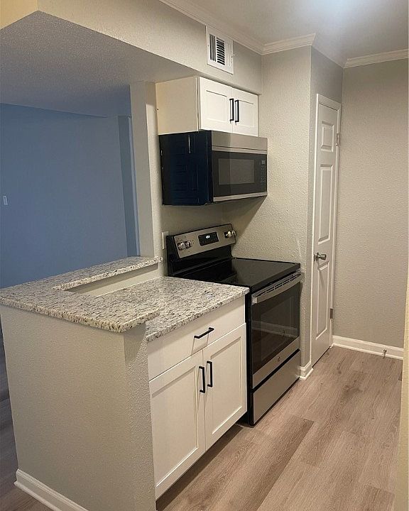 1st image of 904 University Oaks Blvd APT 154