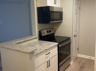 904 University Oaks Blvd APT 154, College Station, TX 77840
