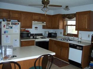 533 Hunter Hill Rd, Hudson, WI 54016