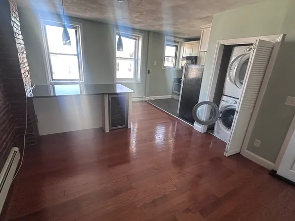349 Sumner St #4, Boston, MA 02128