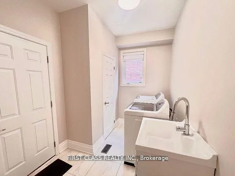 9 Wiley Ave #UPPER FLOOR — Photo 10