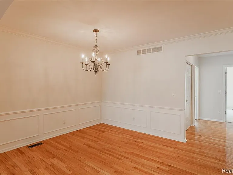 159 Allenhurst Ave — Photo 13