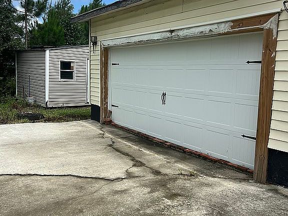 3rd image of 2001 Clover Dale Cir