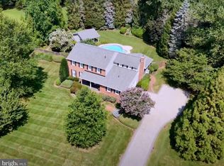 10904 Equestrian Ct, Reston, VA 20190