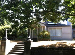 2701 NE 89th St, Seattle, WA 98115